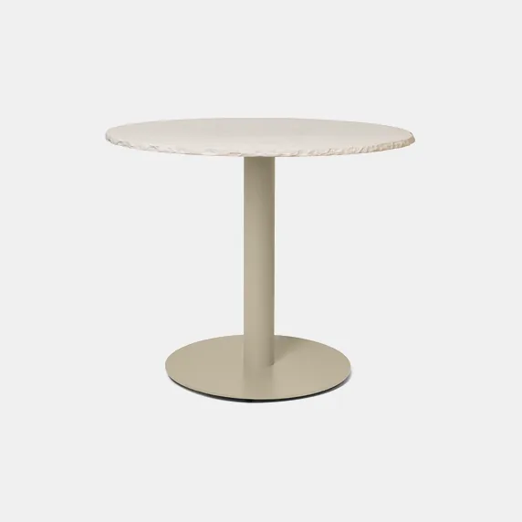 Mineral Caf&eacute; Table