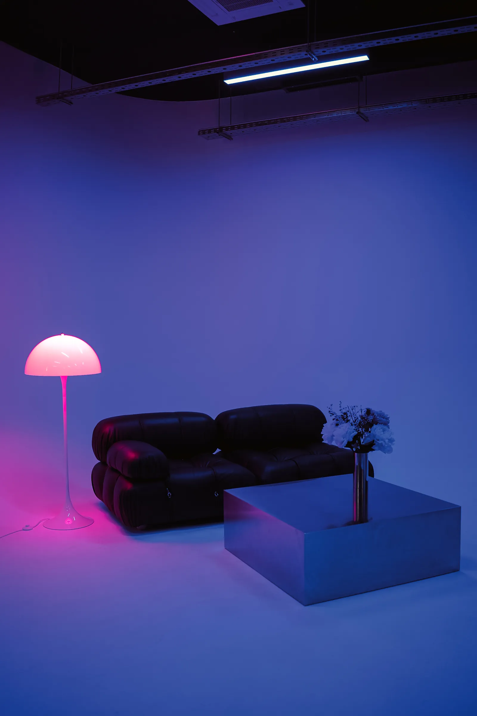 Set built in the Holographik photo studio, Zagreb