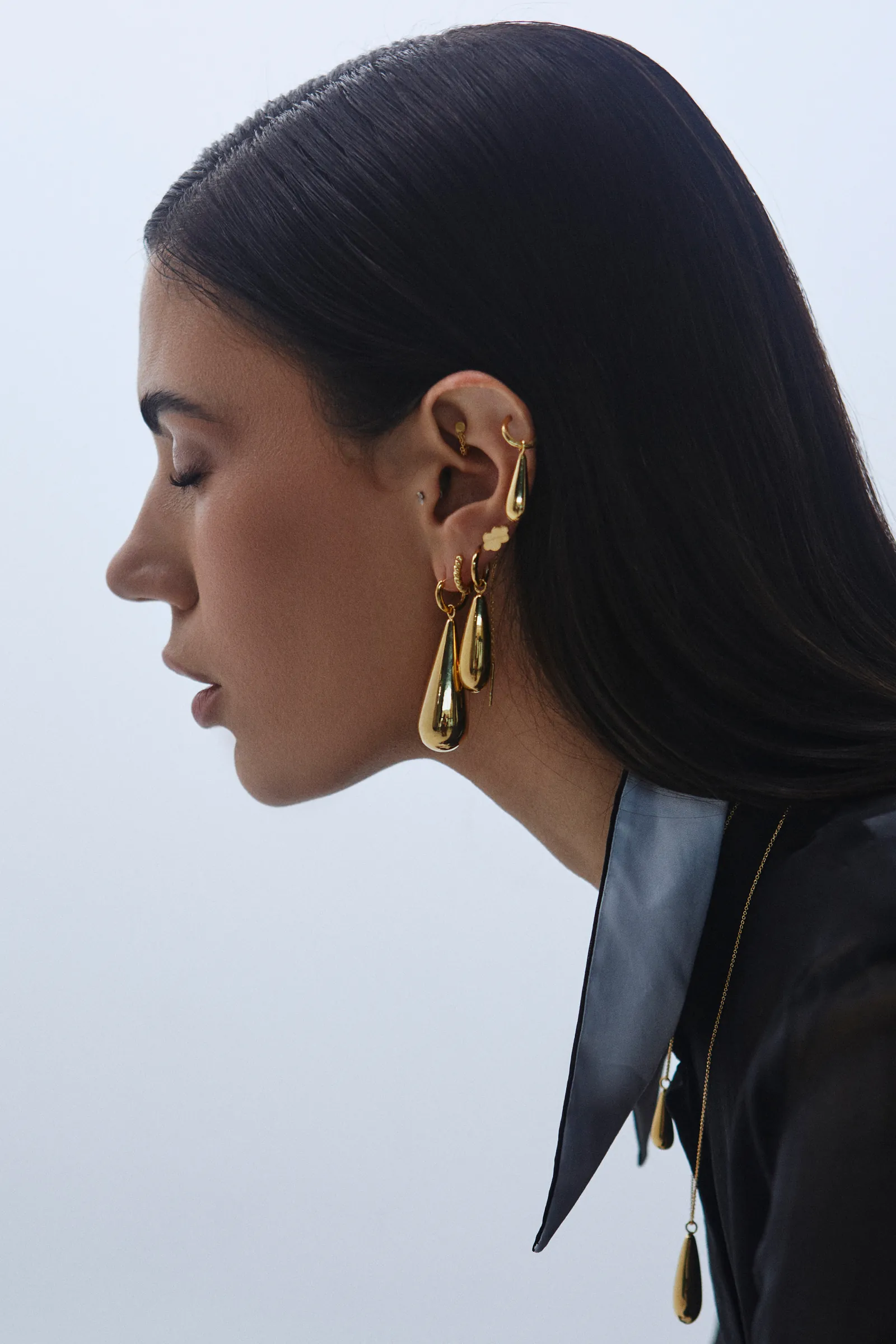 Jewellery campaign shot in the Holographik photo studio, Zagreb